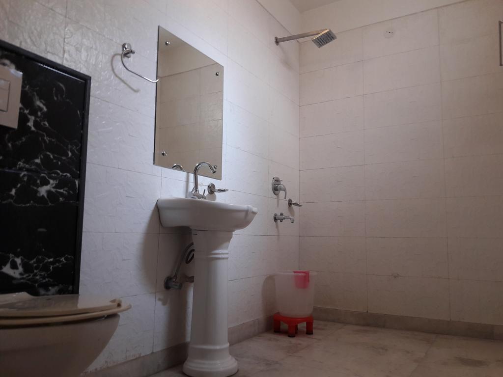 نيودلهي Hotel Smart Inn 2 المظهر الخارجي الصورة