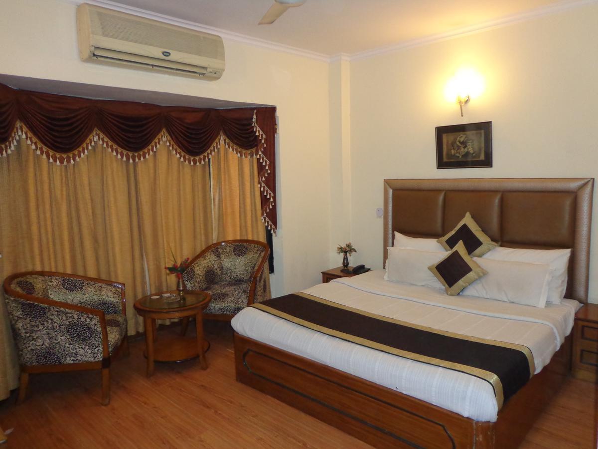 نيودلهي Hotel Smart Inn 2 المظهر الخارجي الصورة