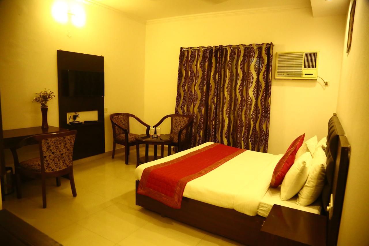 نيودلهي Hotel Smart Inn 2 المظهر الخارجي الصورة